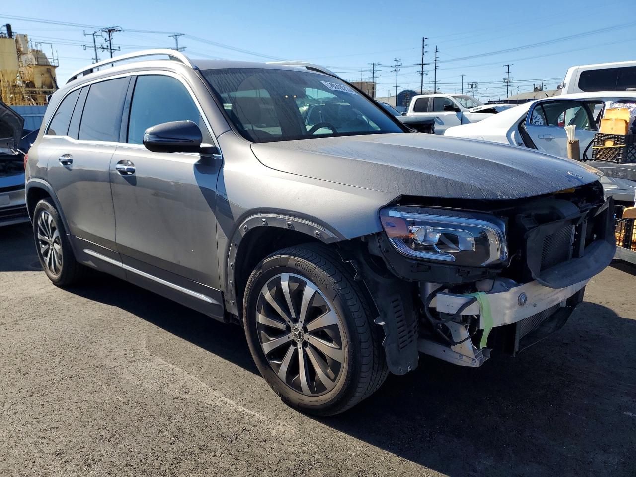 2021 MERCEDES-BENZ GLB 250 photo 4