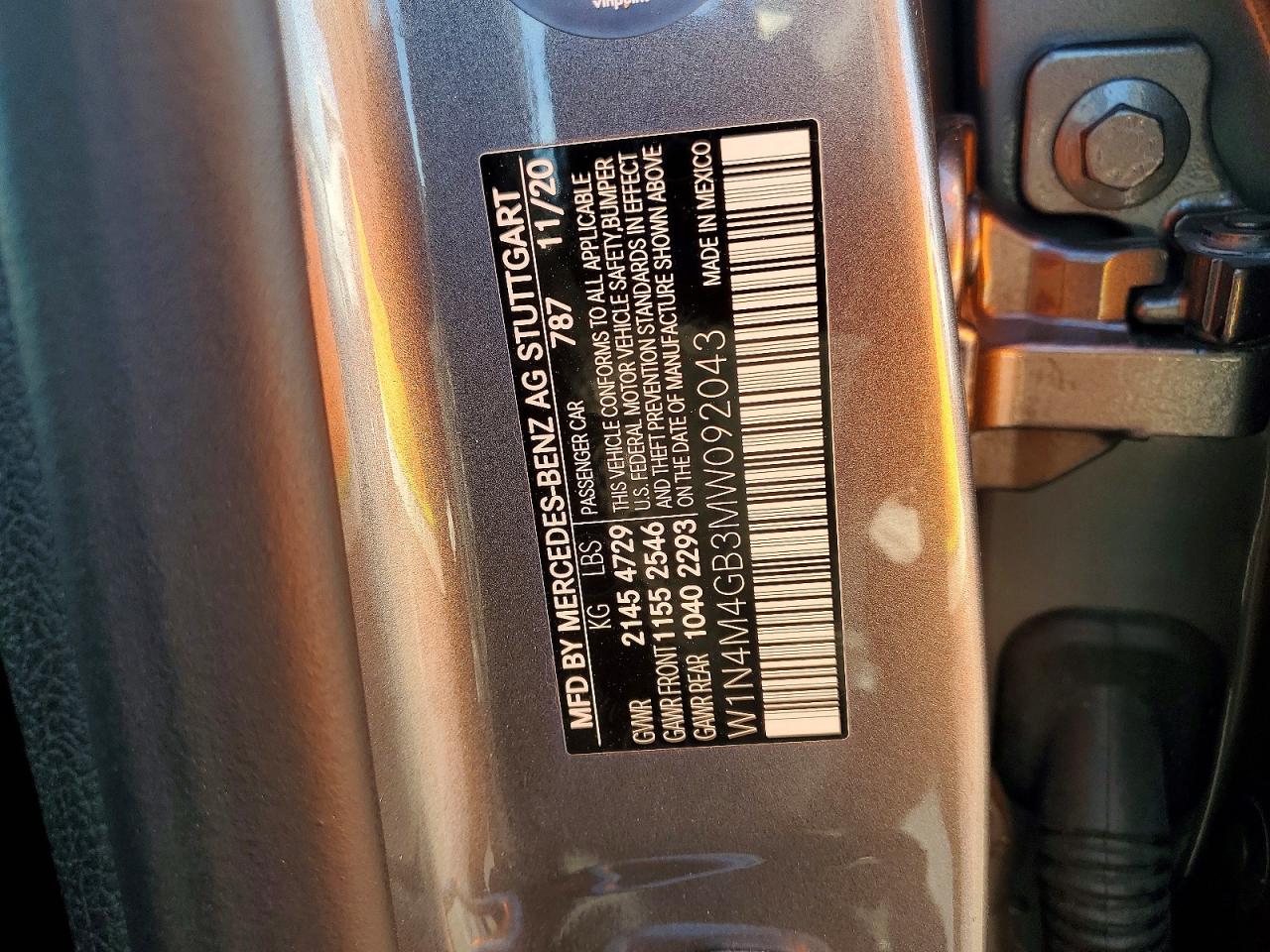 2021 MERCEDES-BENZ GLB 250 photo 14