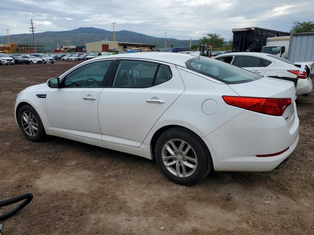 2013 KIA OPTIMA LX photo 2