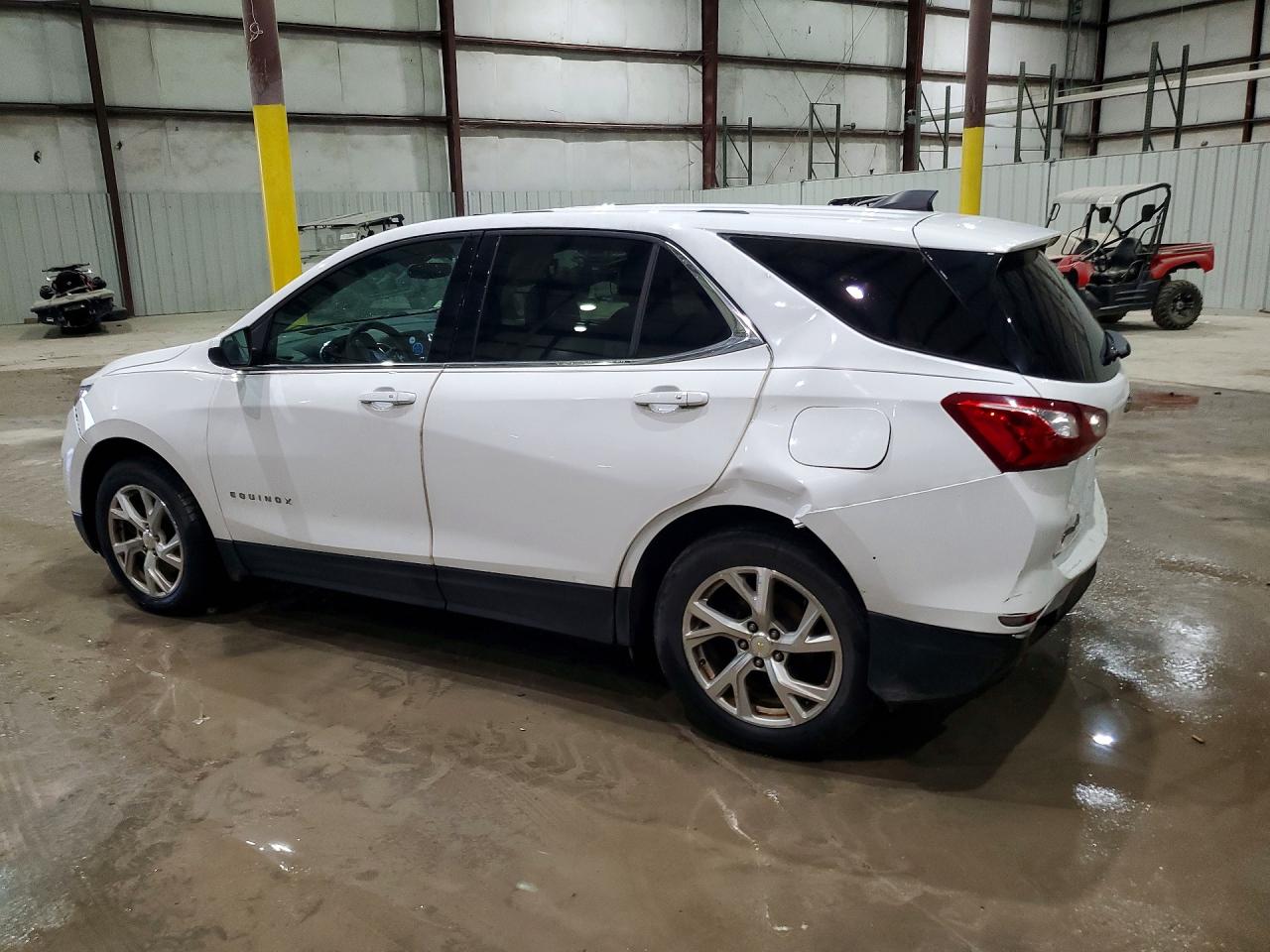 2018 CHEVROLET EQUINOX LT photo 4