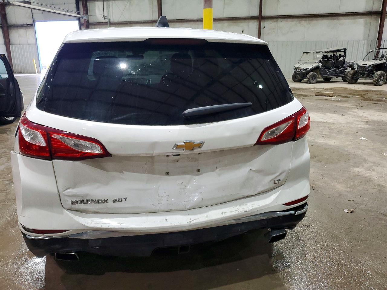 2018 CHEVROLET EQUINOX LT photo 16