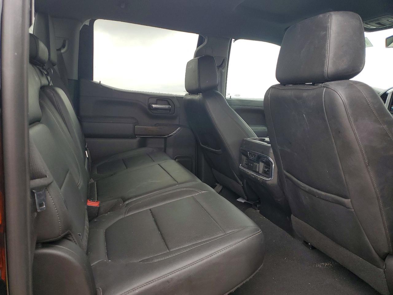 2021 GMC SIERRA K1500 SLT photo 28
