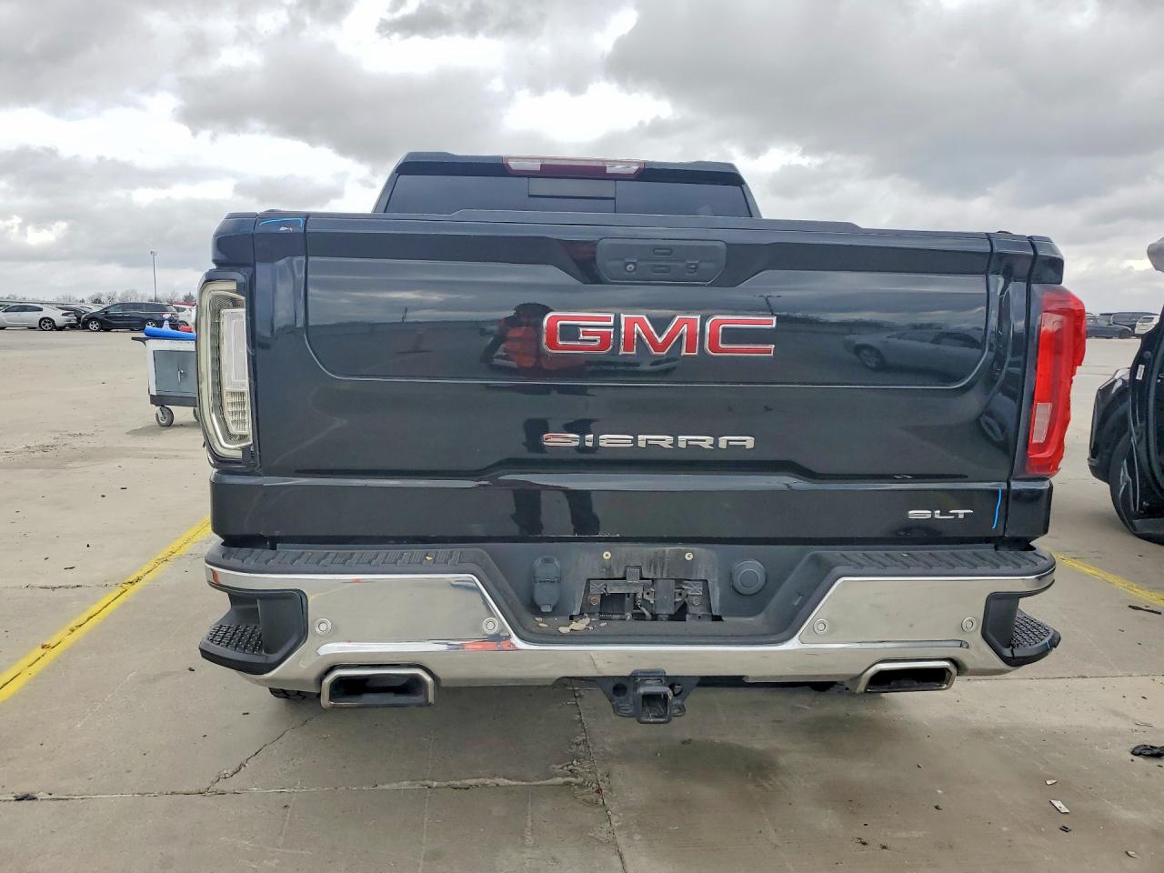 2021 GMC SIERRA K1500 SLT photo 16