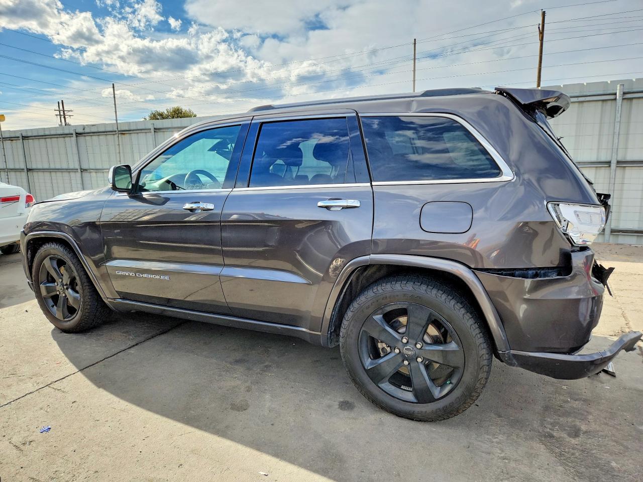 2015 JEEP GRAND CHEROKEE OVERLAND photo 3