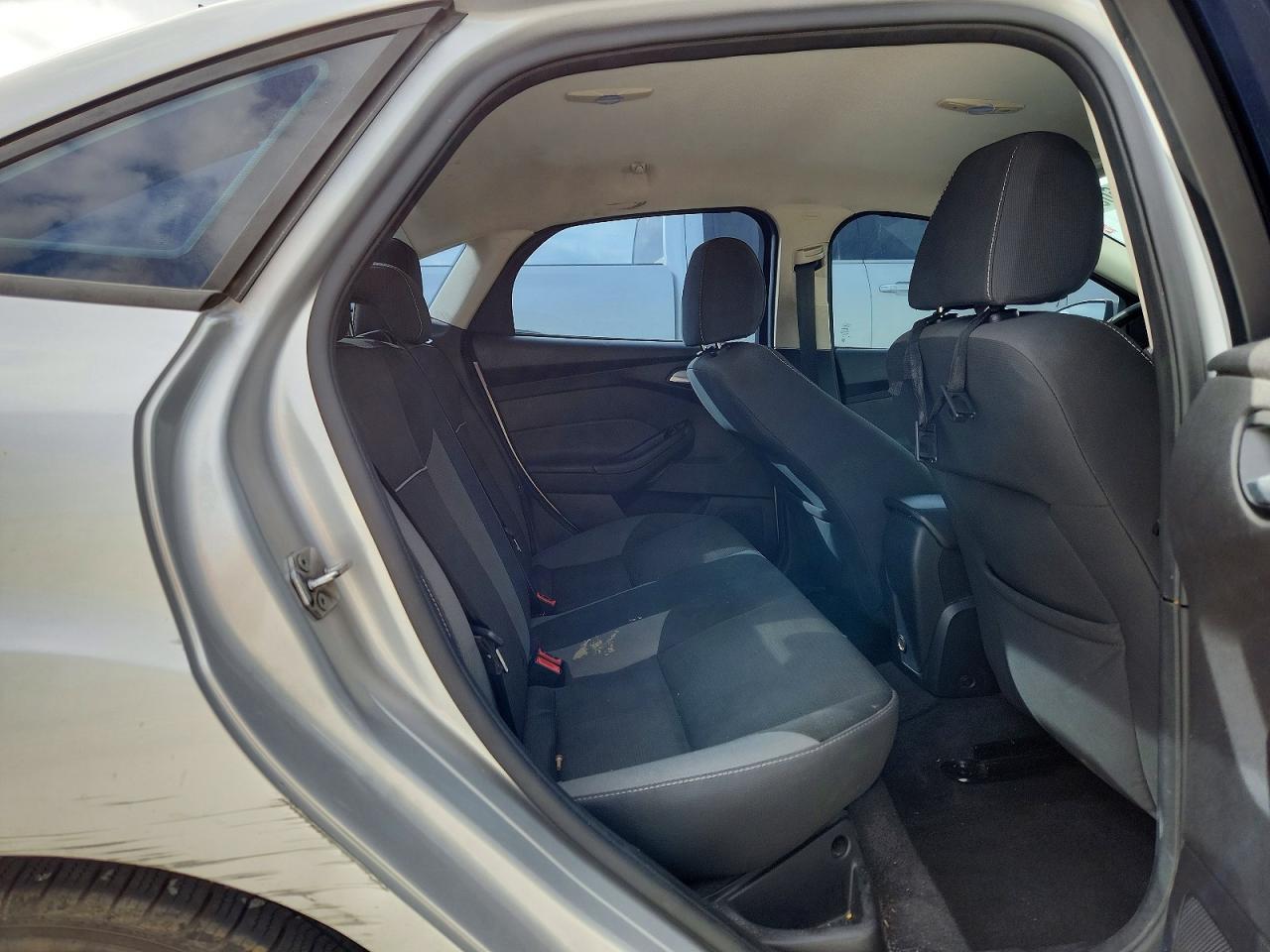 2013 FORD FOCUS SE photo 10