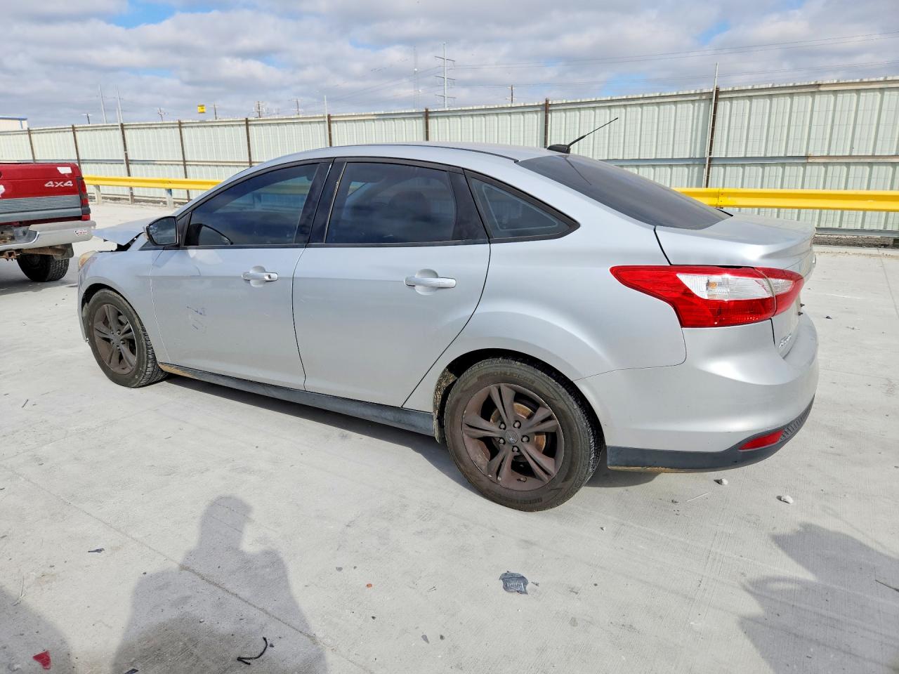 2013 FORD FOCUS SE photo 2