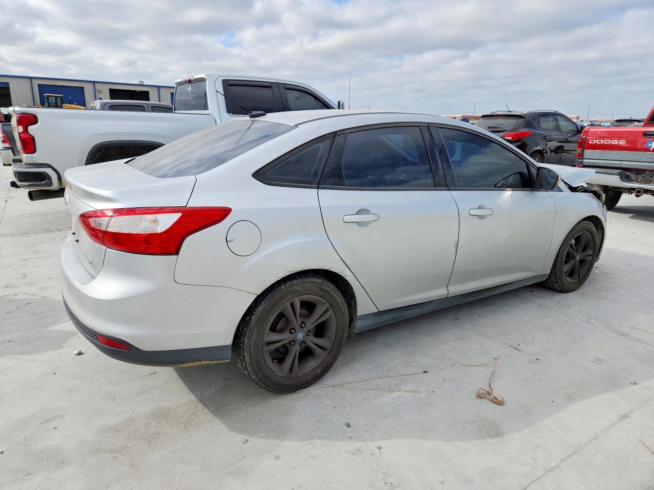 2013 FORD FOCUS SE photo 3