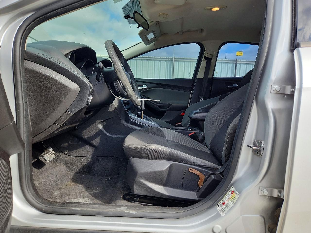 2013 FORD FOCUS SE photo 7
