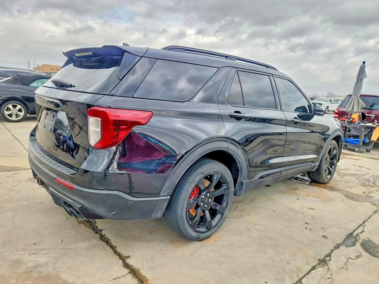 2021 FORD EXPLORER ST photo 3