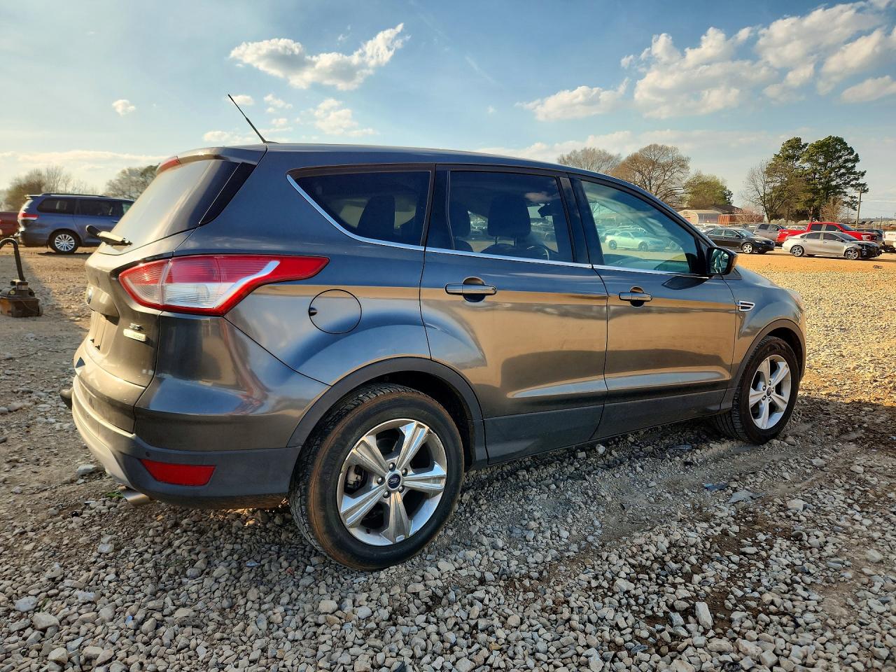 2015 FORD ESCAPE SE photo 3