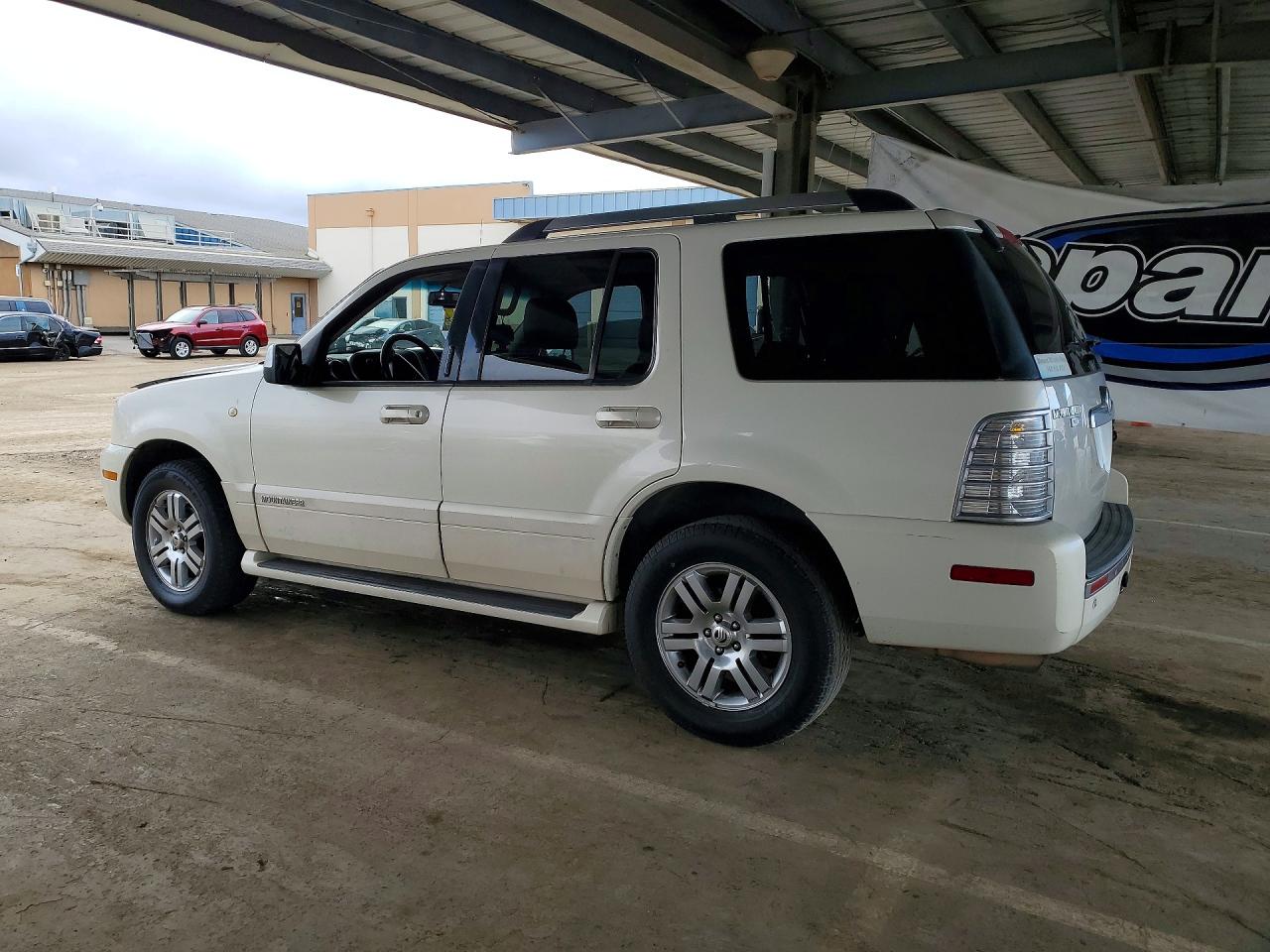 2007 MERCURY MOUNTAINEER PREMIER photo 2