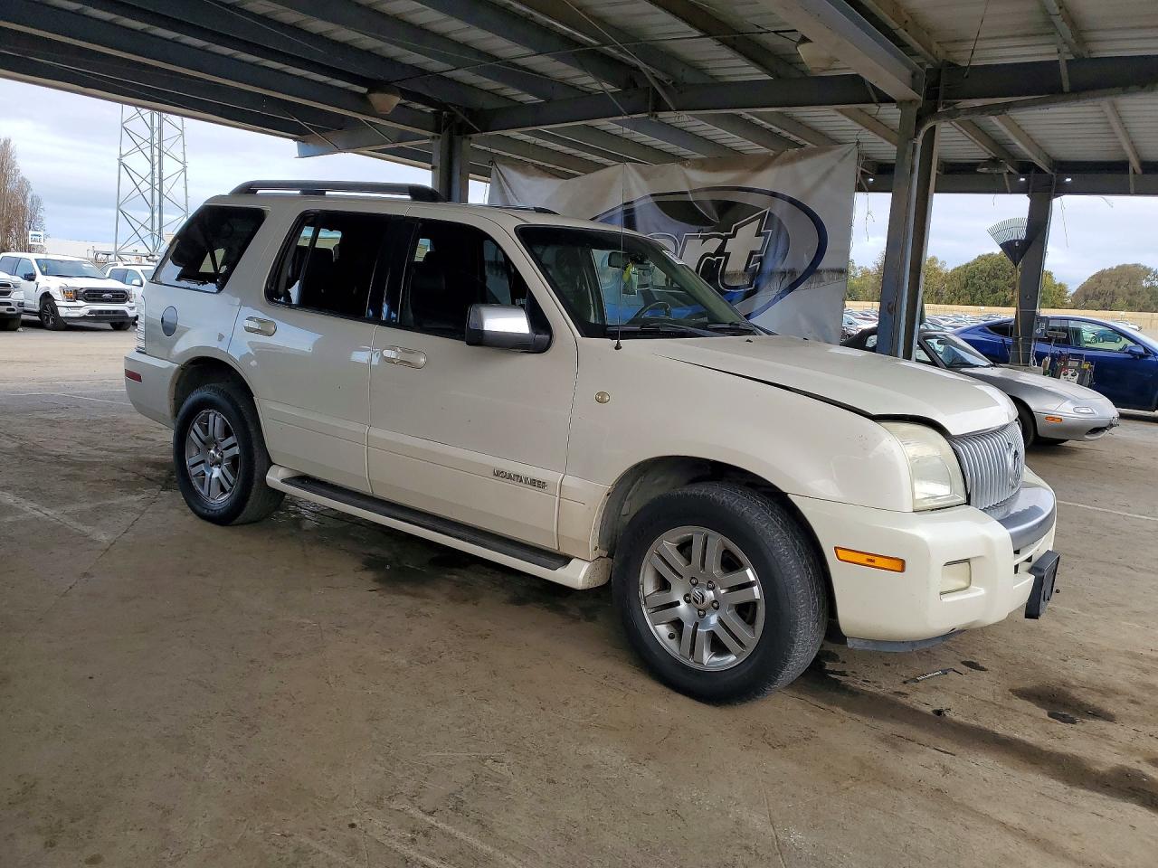 2007 MERCURY MOUNTAINEER PREMIER photo 4
