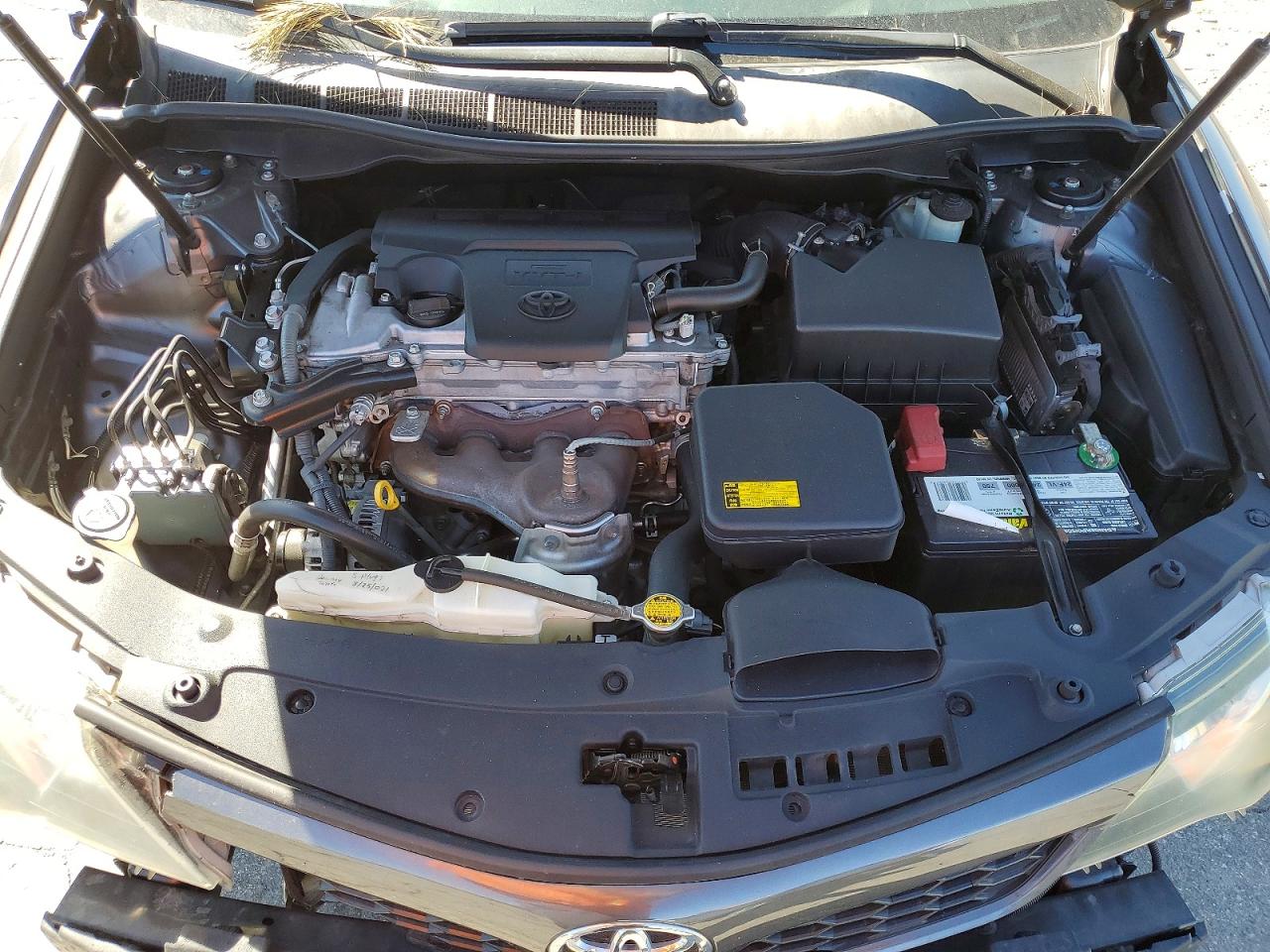 2012 TOYOTA CAMRY SE photo 21
