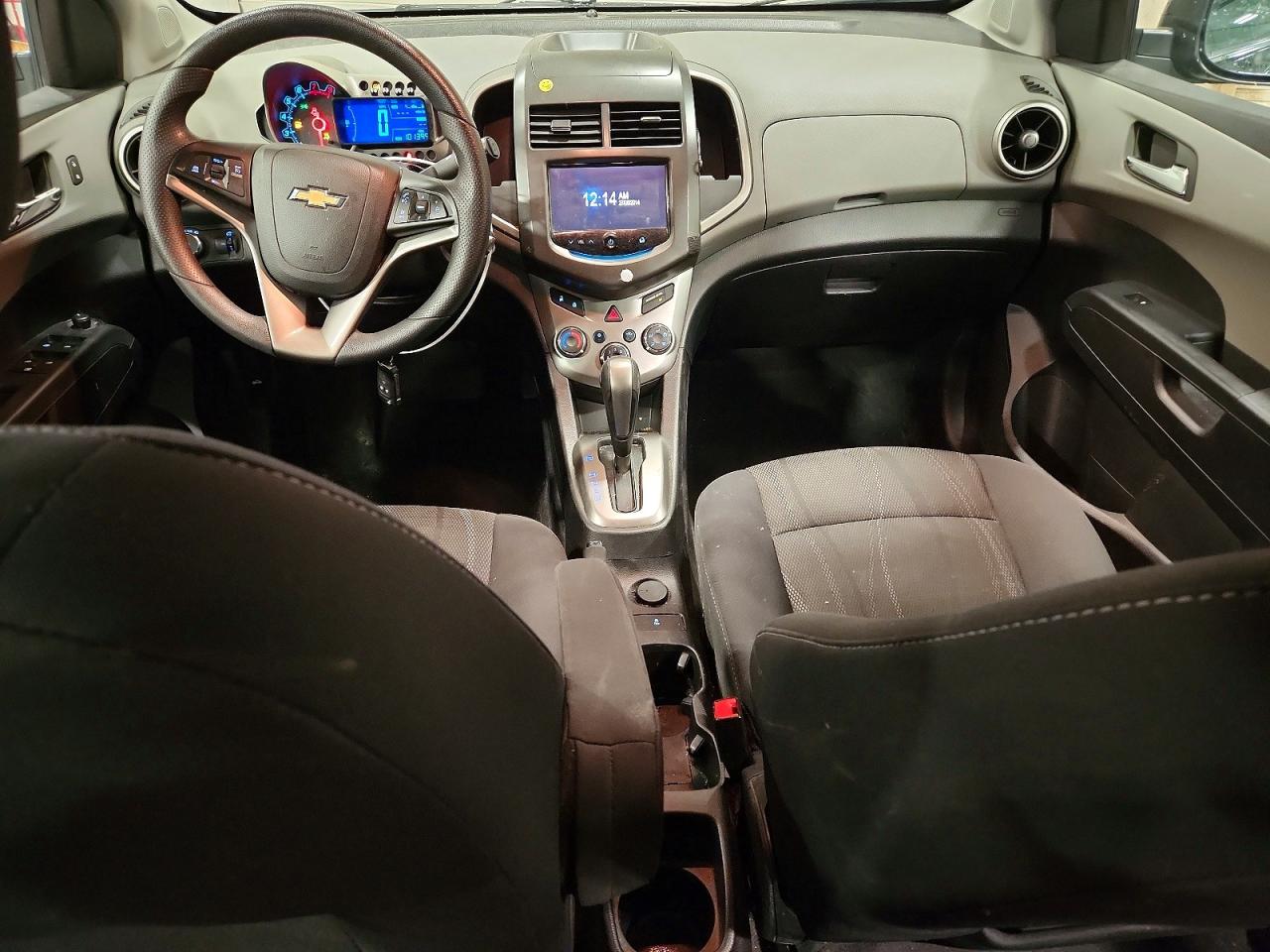 2014 CHEVROLET SONIC LT photo 8