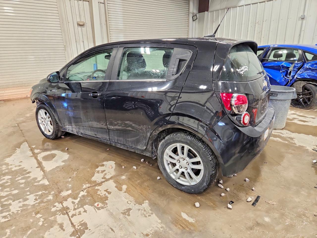 2014 CHEVROLET SONIC LT photo 2