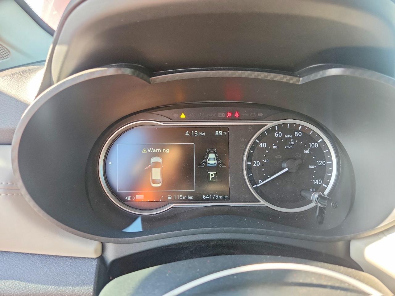 2020 NISSAN VERSA SV photo 17