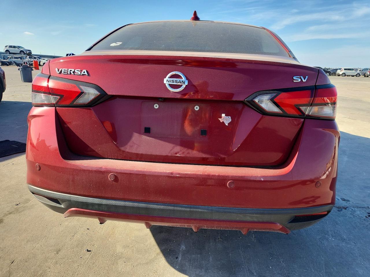 2020 NISSAN VERSA SV photo 11
