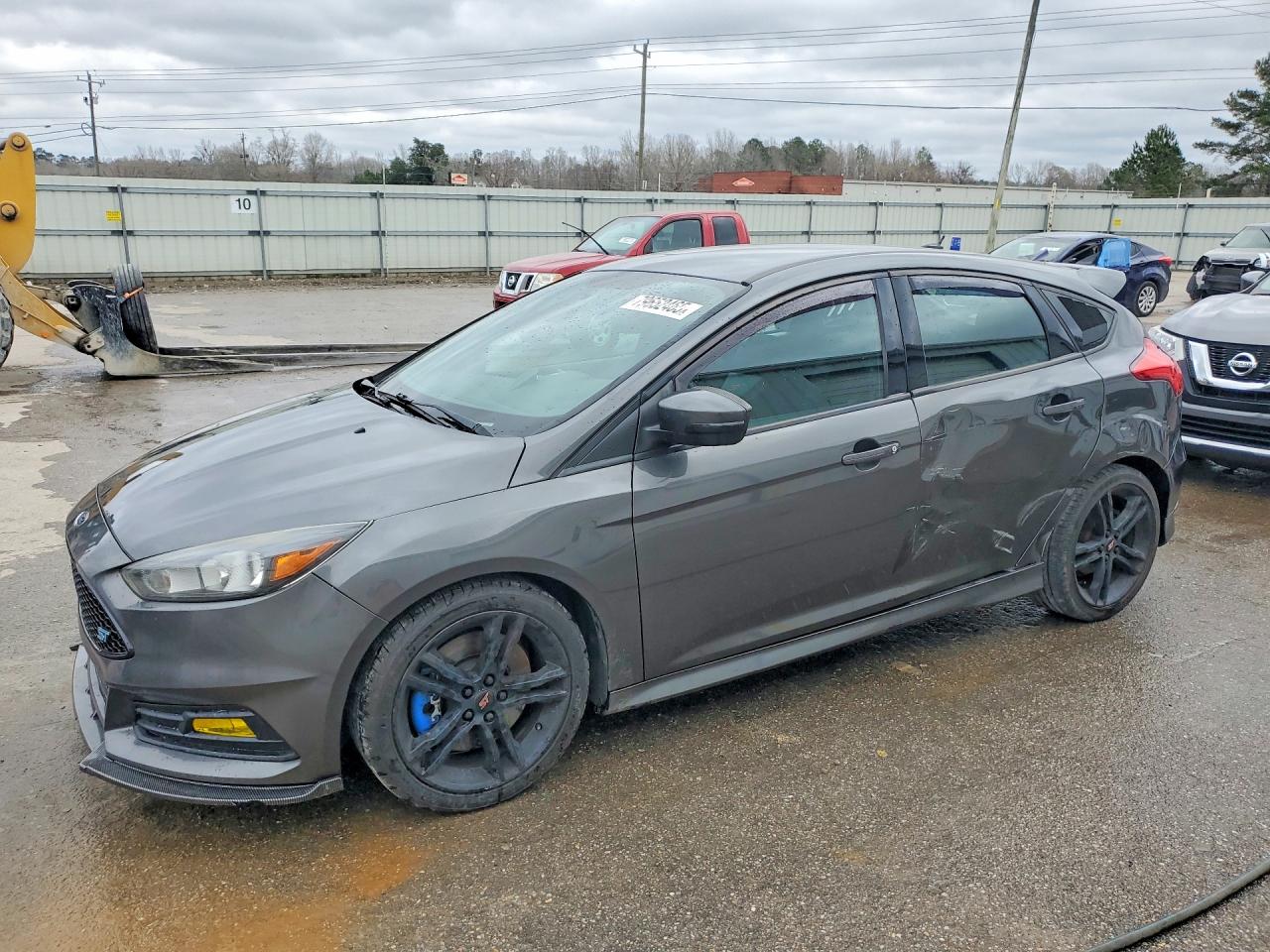 2017 FORD FOCUS