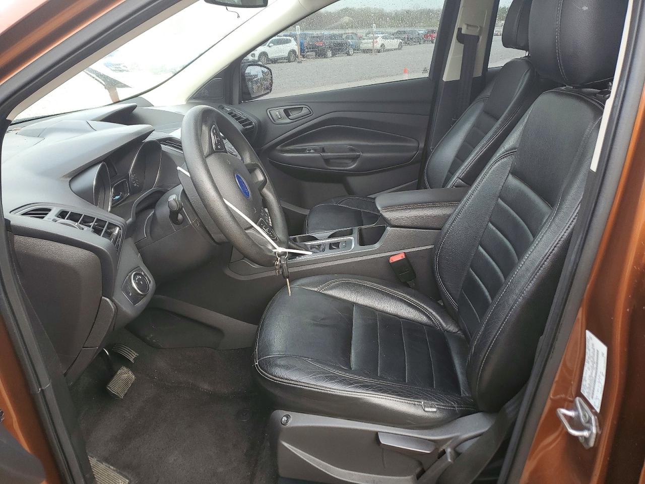 2017 FORD ESCAPE S photo 13