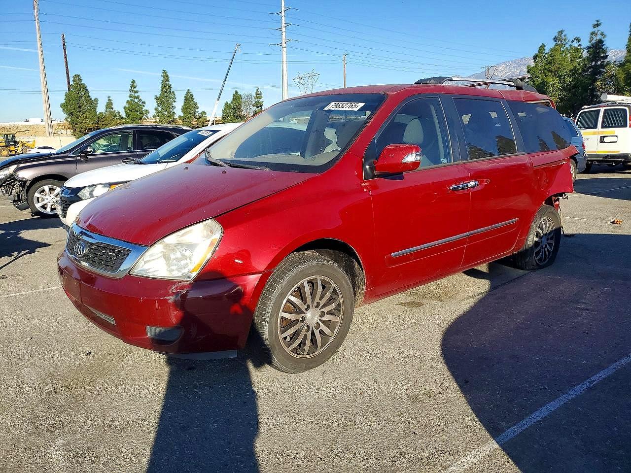 2012 KIA SEDONA