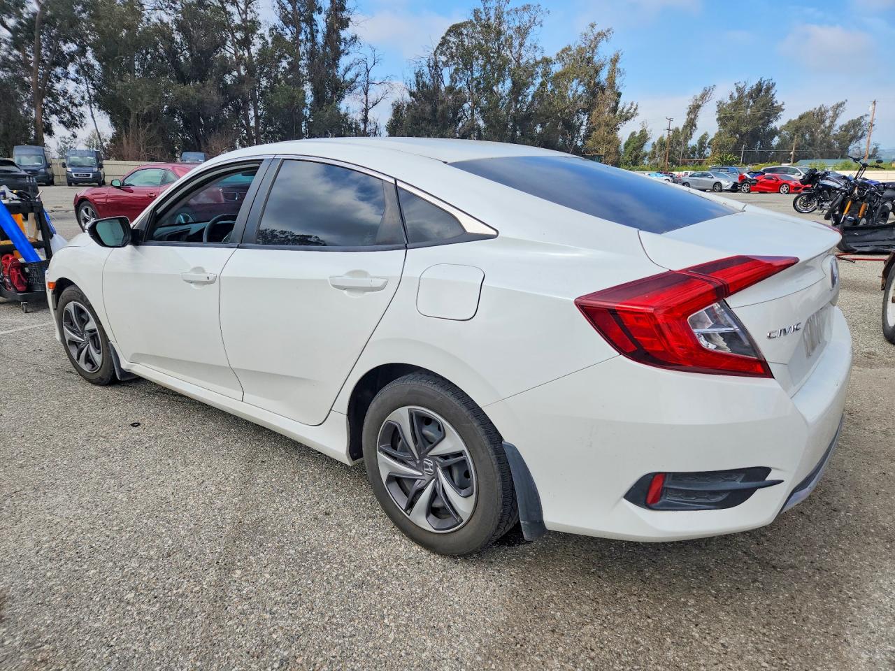 2020 HONDA CIVIC LX photo 3