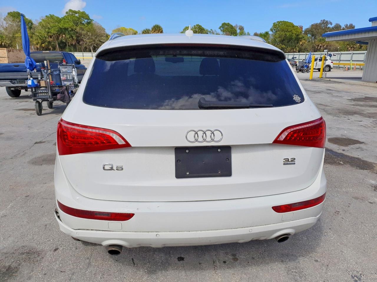 2010 AUDI Q5 PRESTIGE photo 11