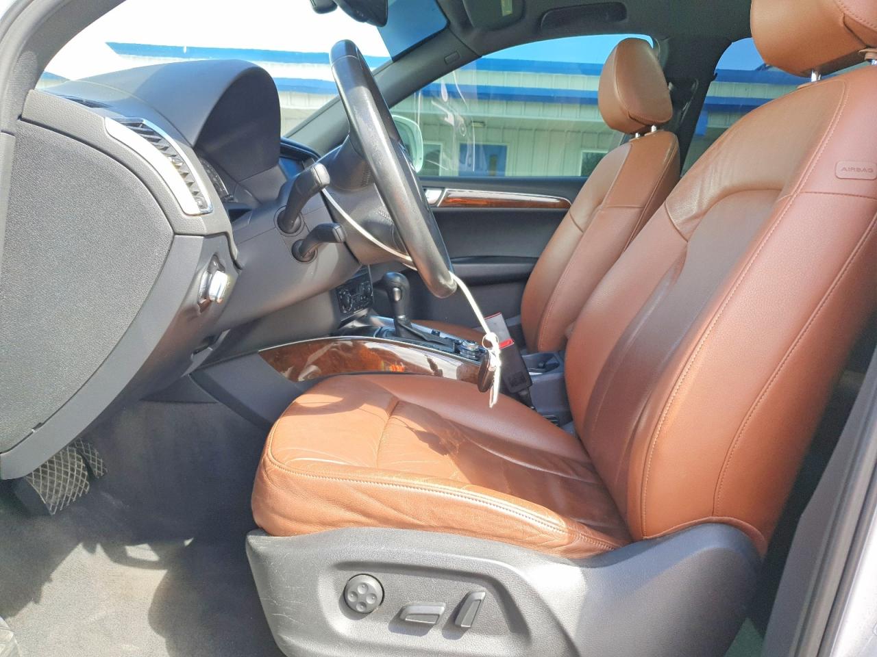 2010 AUDI Q5 PRESTIGE photo 13