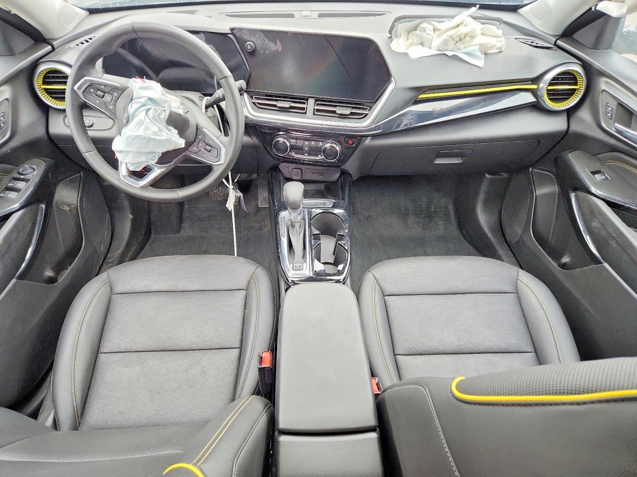 2025 CHEVROLET TRAX ACTIV photo 15