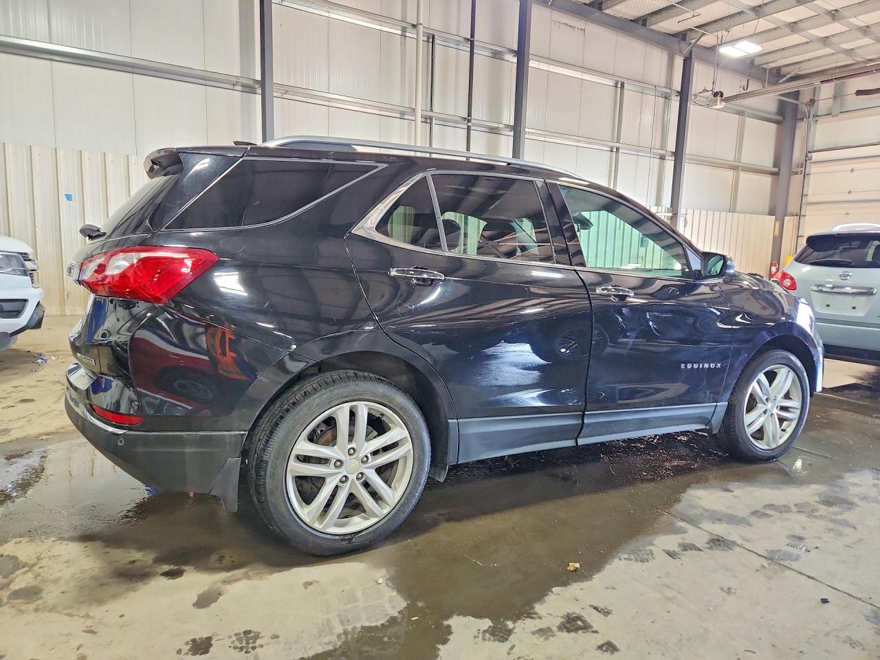 2018 CHEVROLET EQUINOX PREMIER photo 5