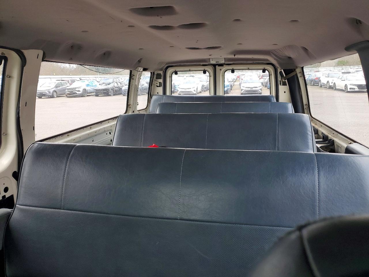 1992 FORD ECONOLINE E350 SUPER DUTY photo 10