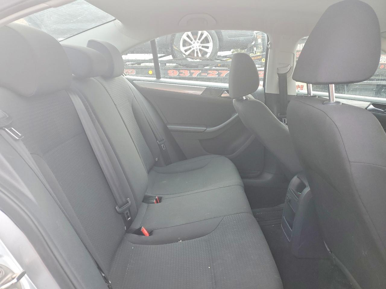 2015 VOLKSWAGEN JETTA SE photo 19