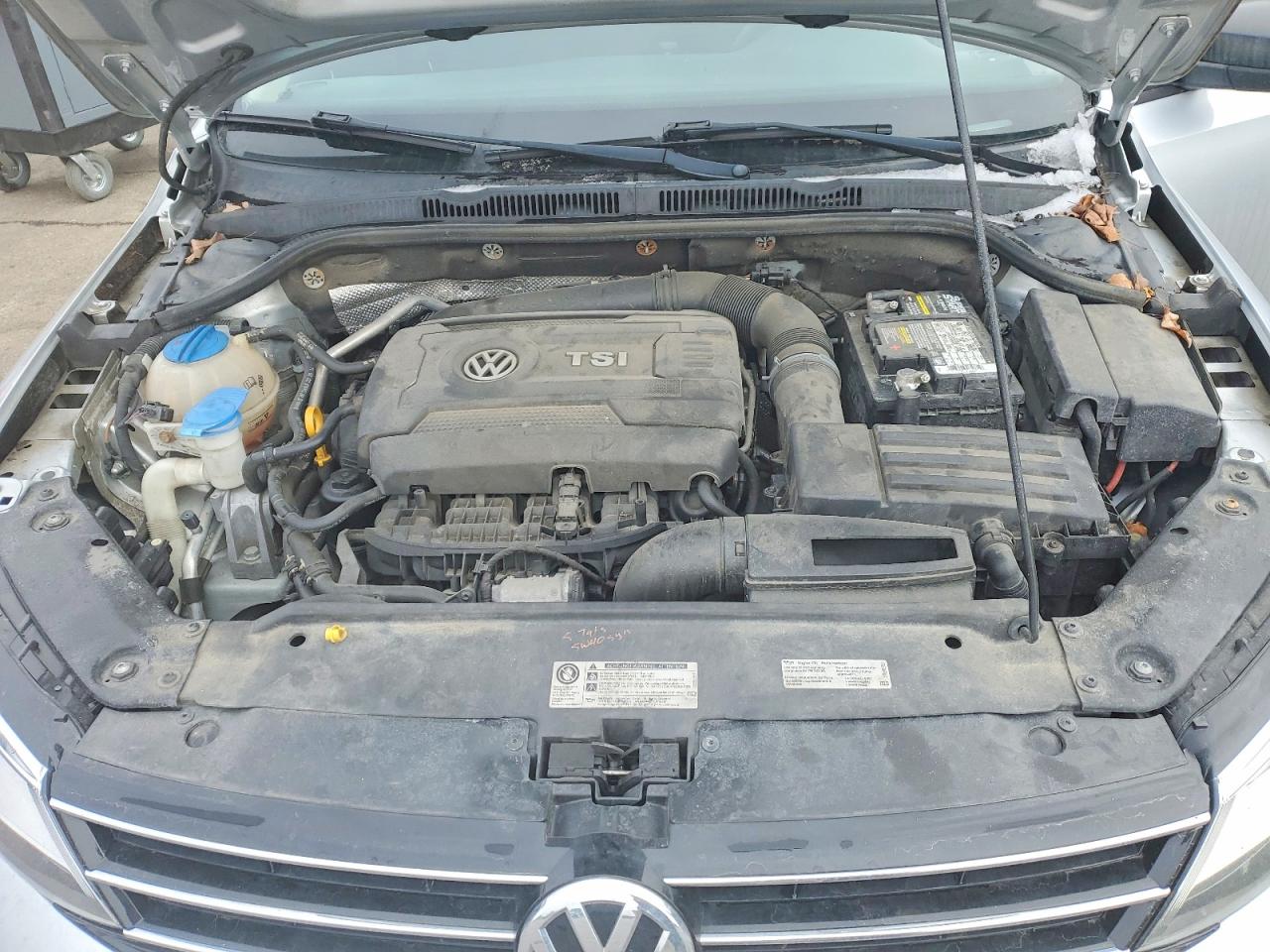 2015 VOLKSWAGEN JETTA SE photo 21