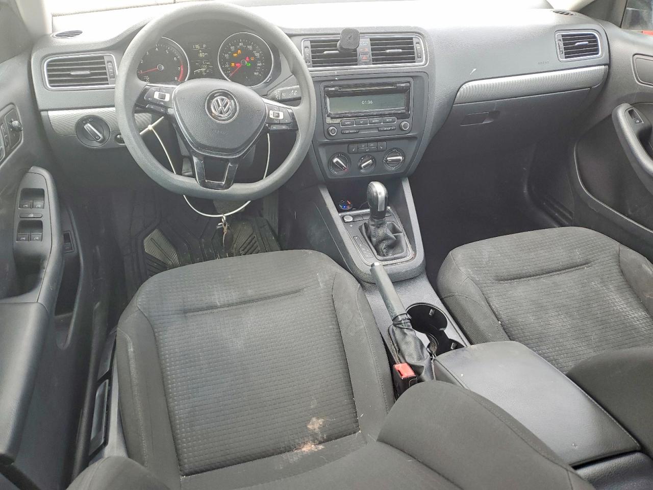 2015 VOLKSWAGEN JETTA SE photo 15