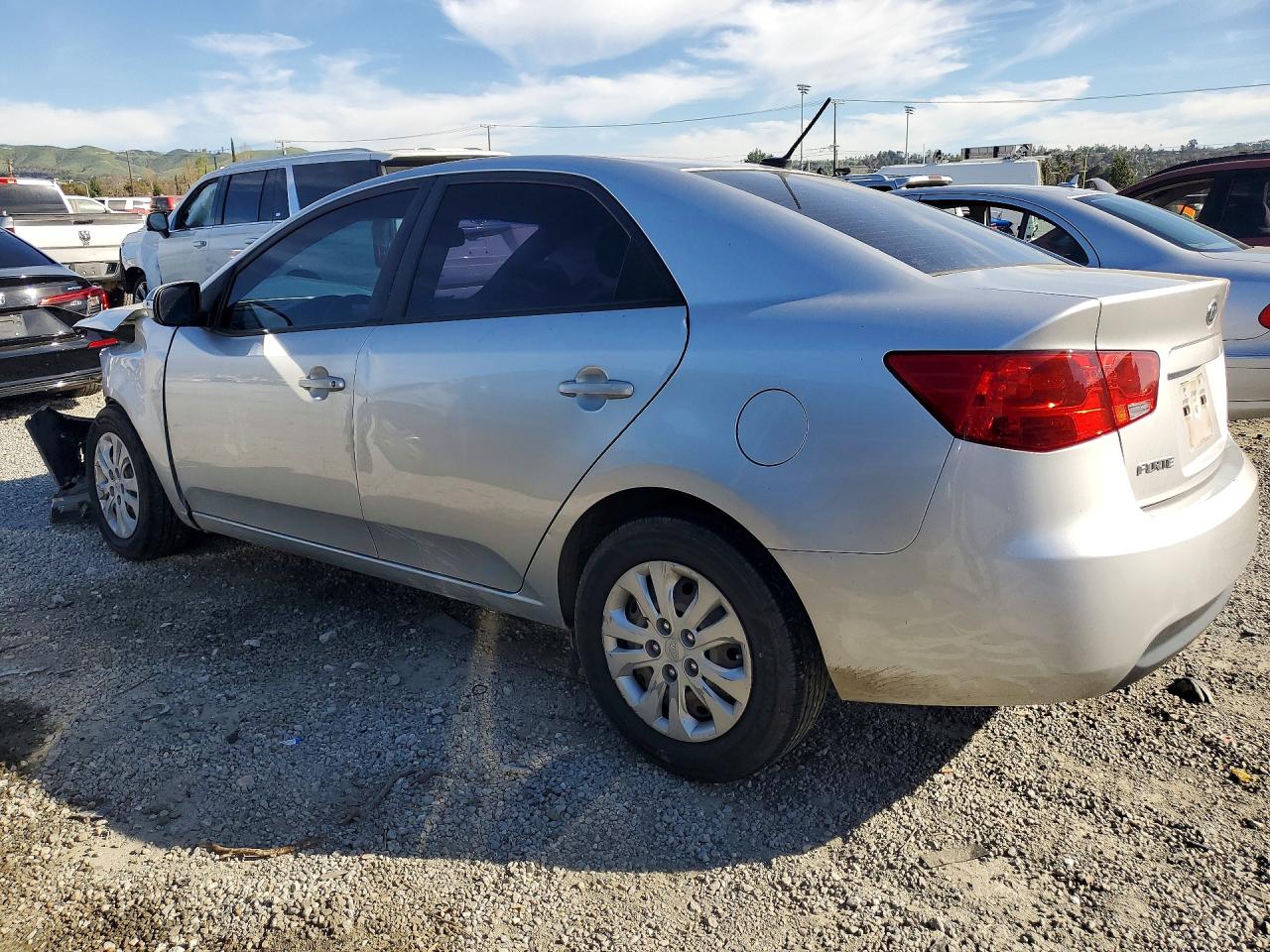 2010 KIA FORTE EX photo 3