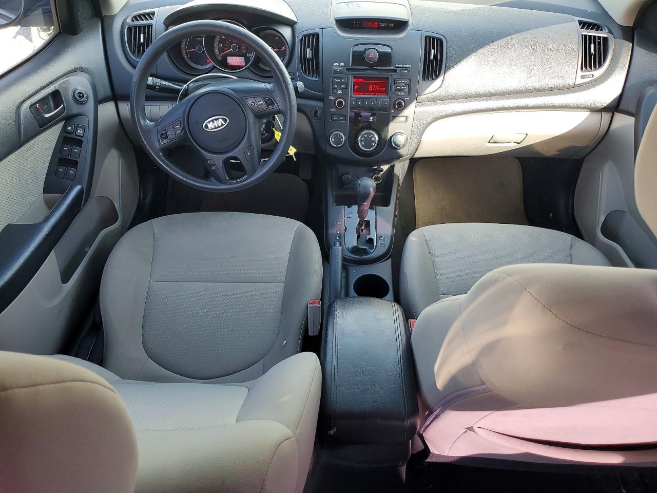 2010 KIA FORTE EX photo 15