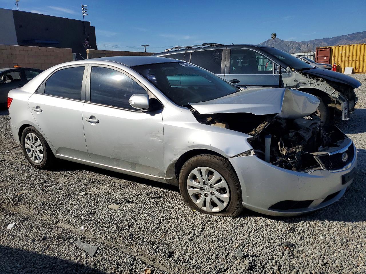 2010 KIA FORTE EX photo 7
