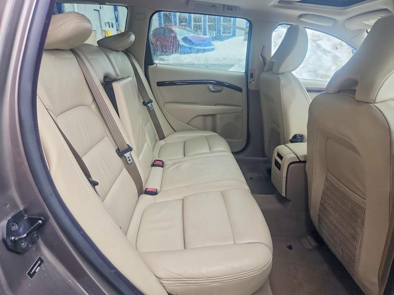 2008 VOLVO XC70 photo 19
