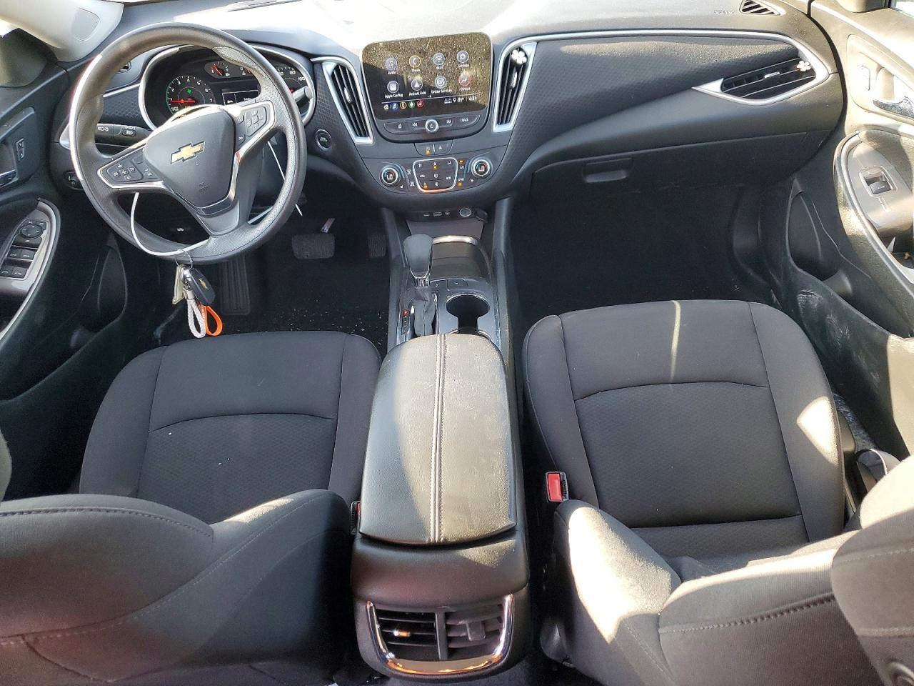 2024 CHEVROLET MALIBU LT photo 8
