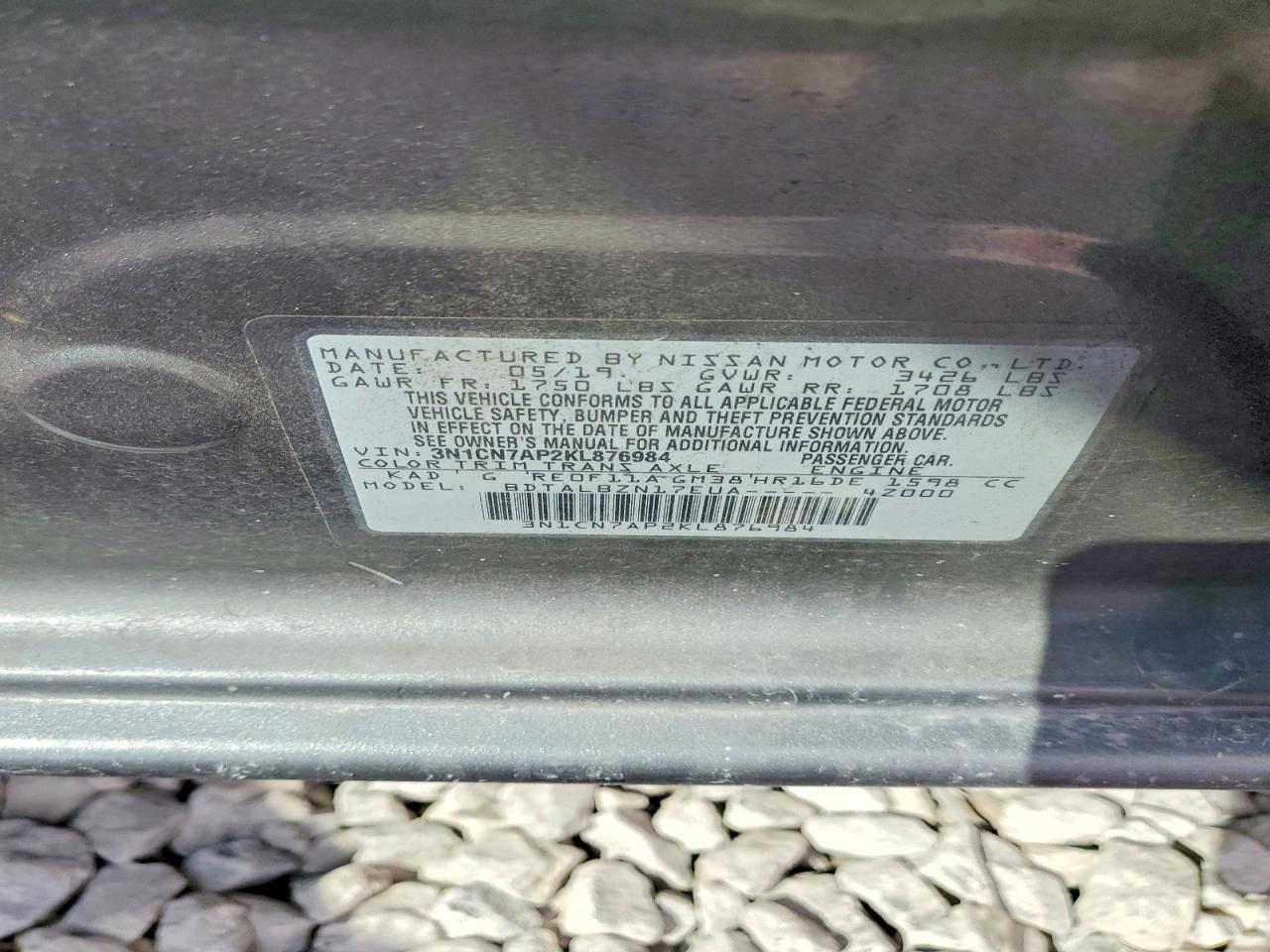 2019 NISSAN VERSA SV photo 34