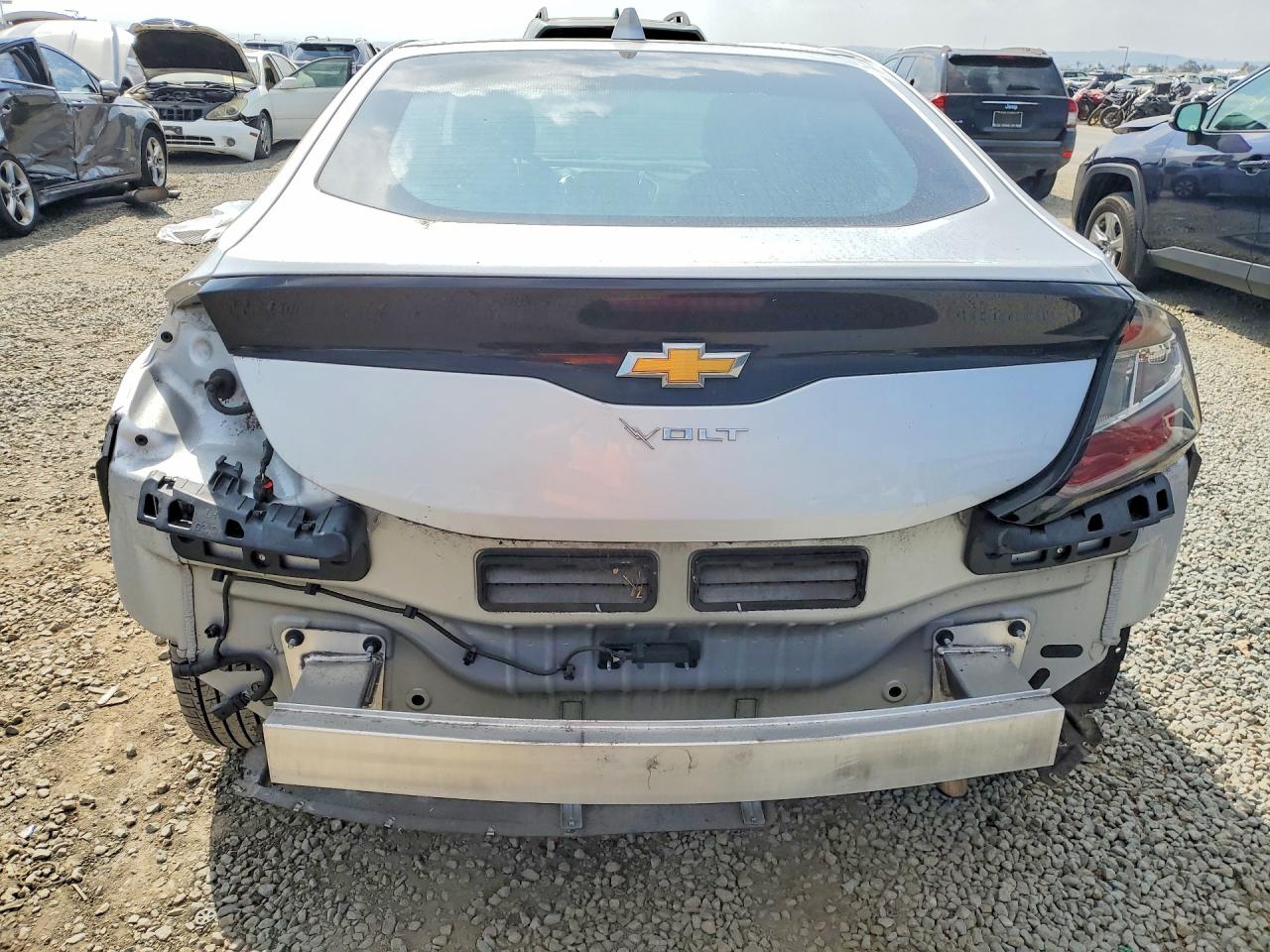 2017 CHEVROLET VOLT LT photo 6
