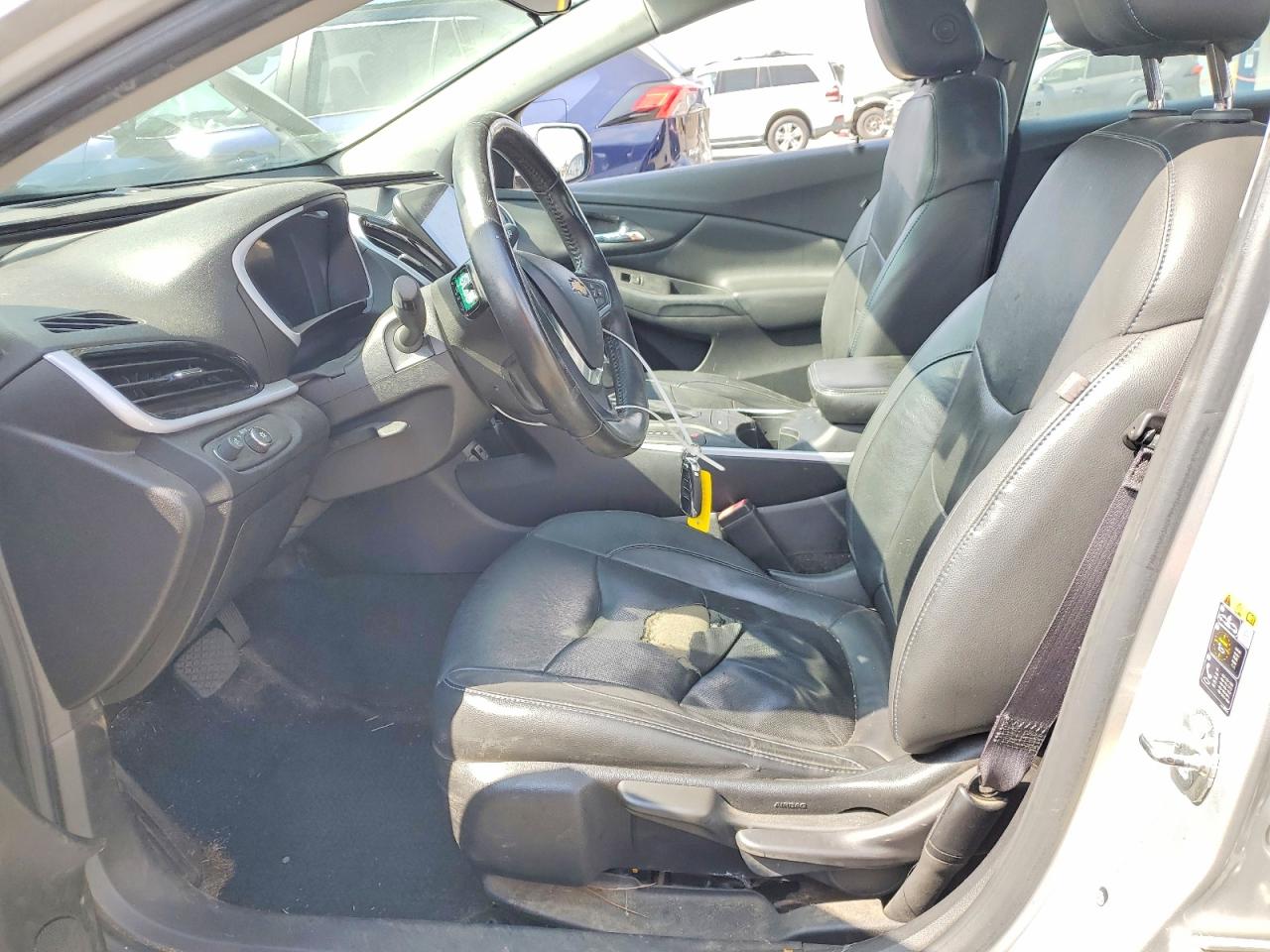 2017 CHEVROLET VOLT LT photo 7