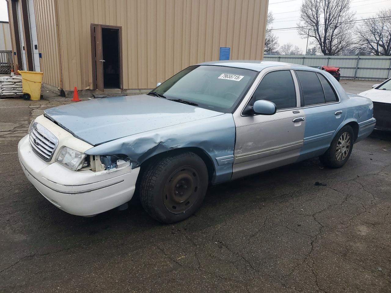 2003 FORD CROWN VICTORIA