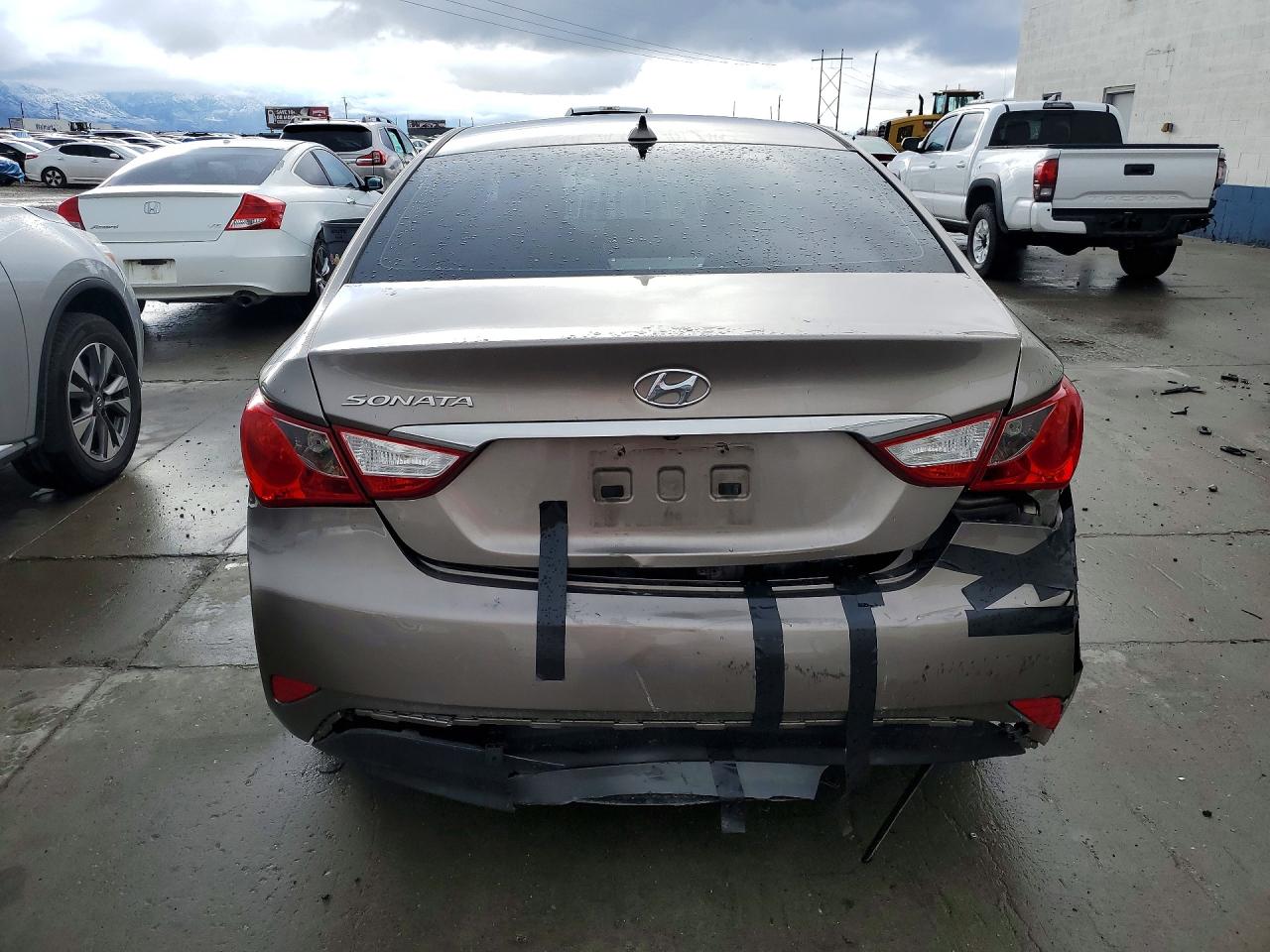 2014 HYUNDAI SONATA GLS photo 11