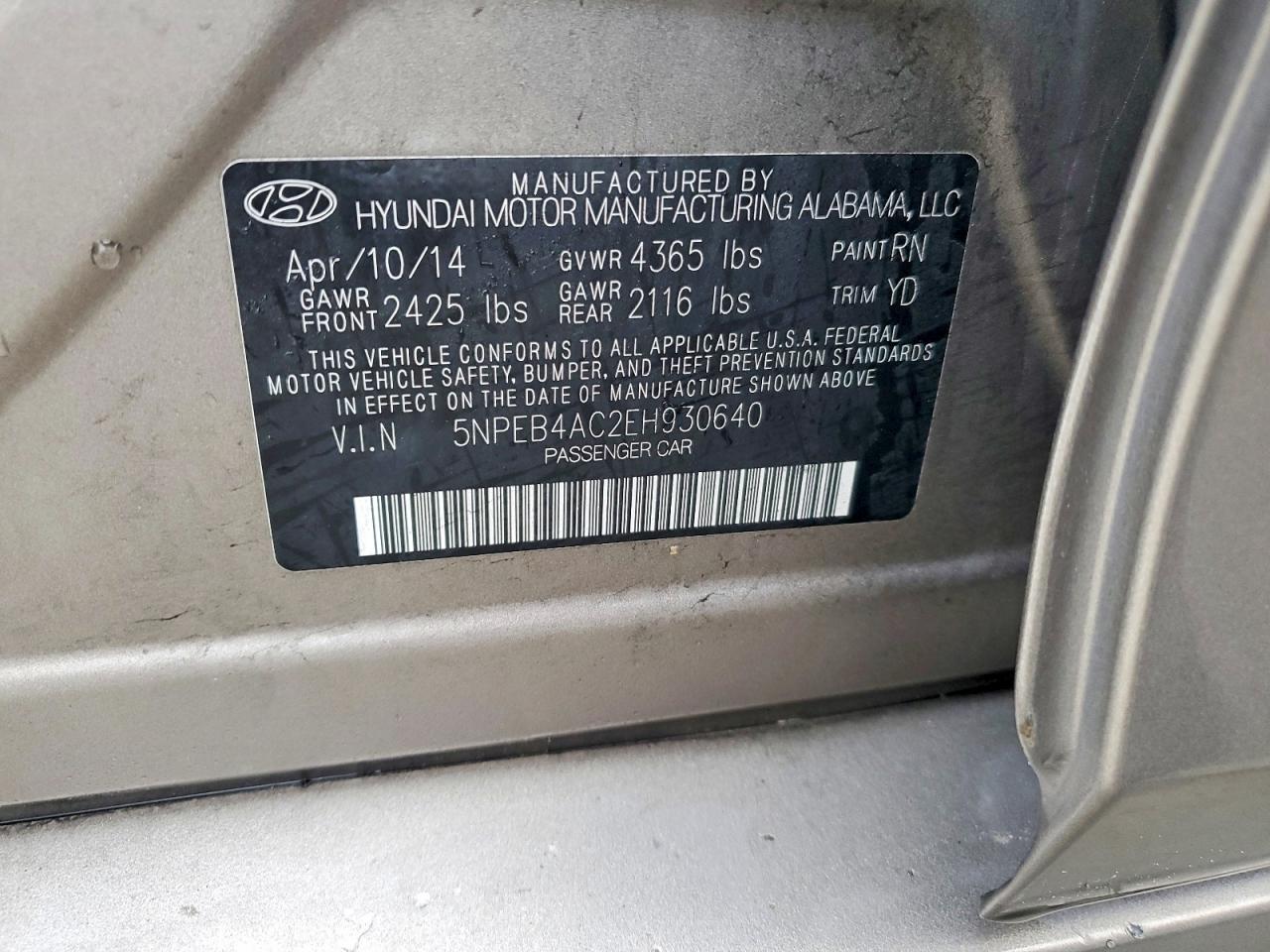 2014 HYUNDAI SONATA GLS photo 23