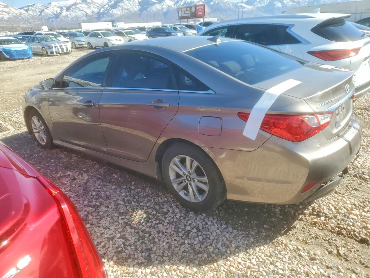 2014 HYUNDAI SONATA GLS photo 3