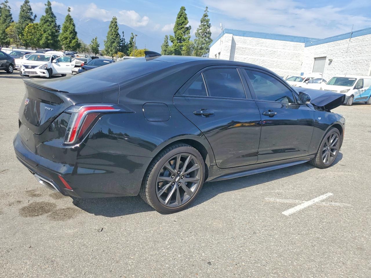 2025 CADILLAC CT4 SPORT photo 7