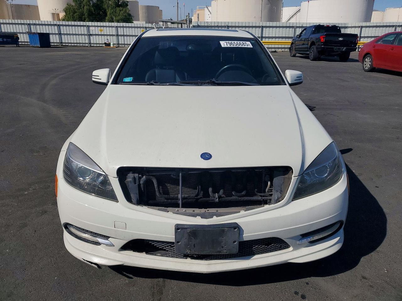 2011 MERCEDES-BENZ C 300 photo 9