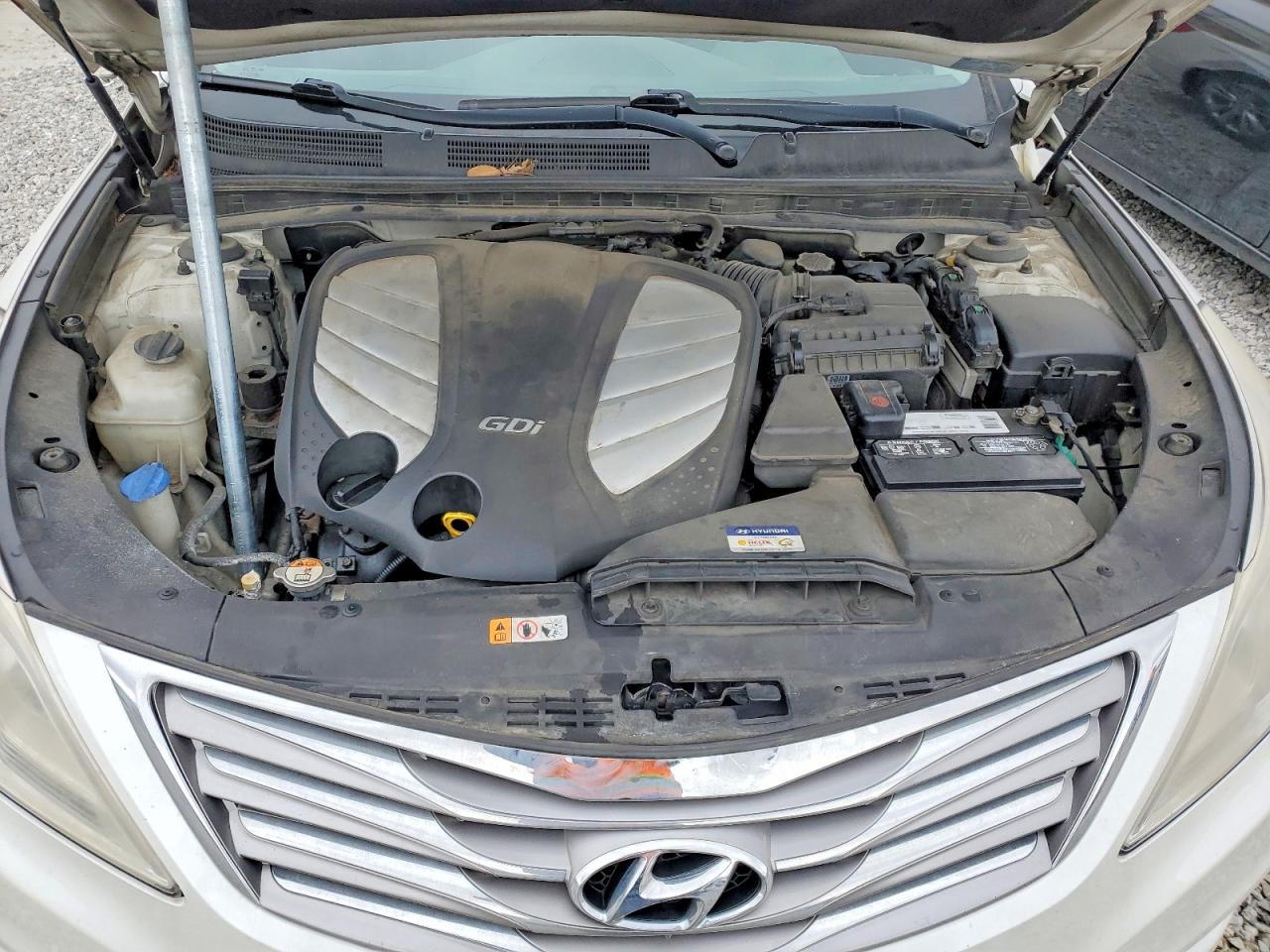 2012 HYUNDAI AZERA BASE photo 11