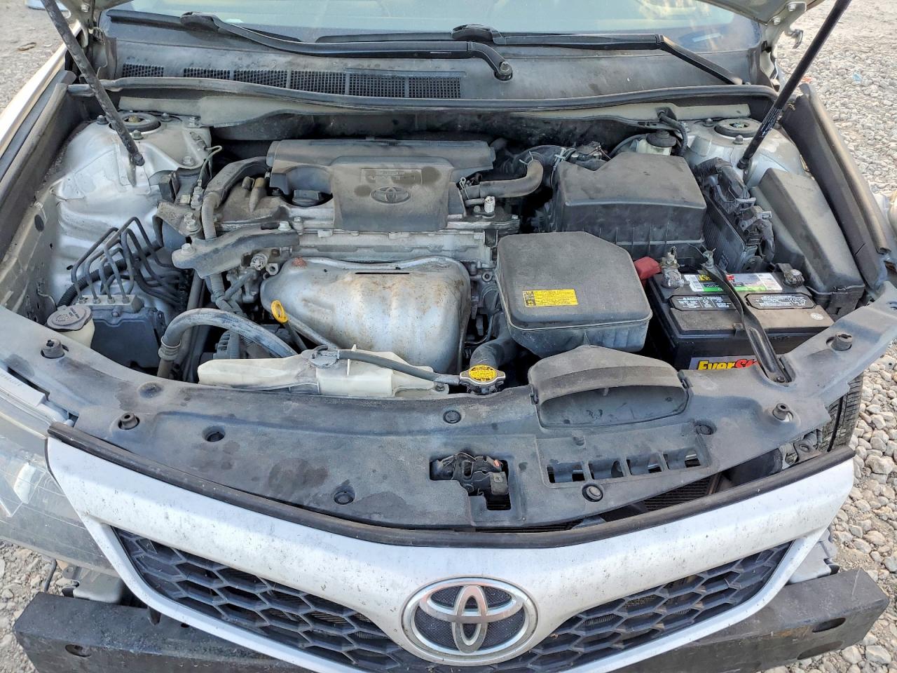 2012 TOYOTA CAMRY SE photo 11