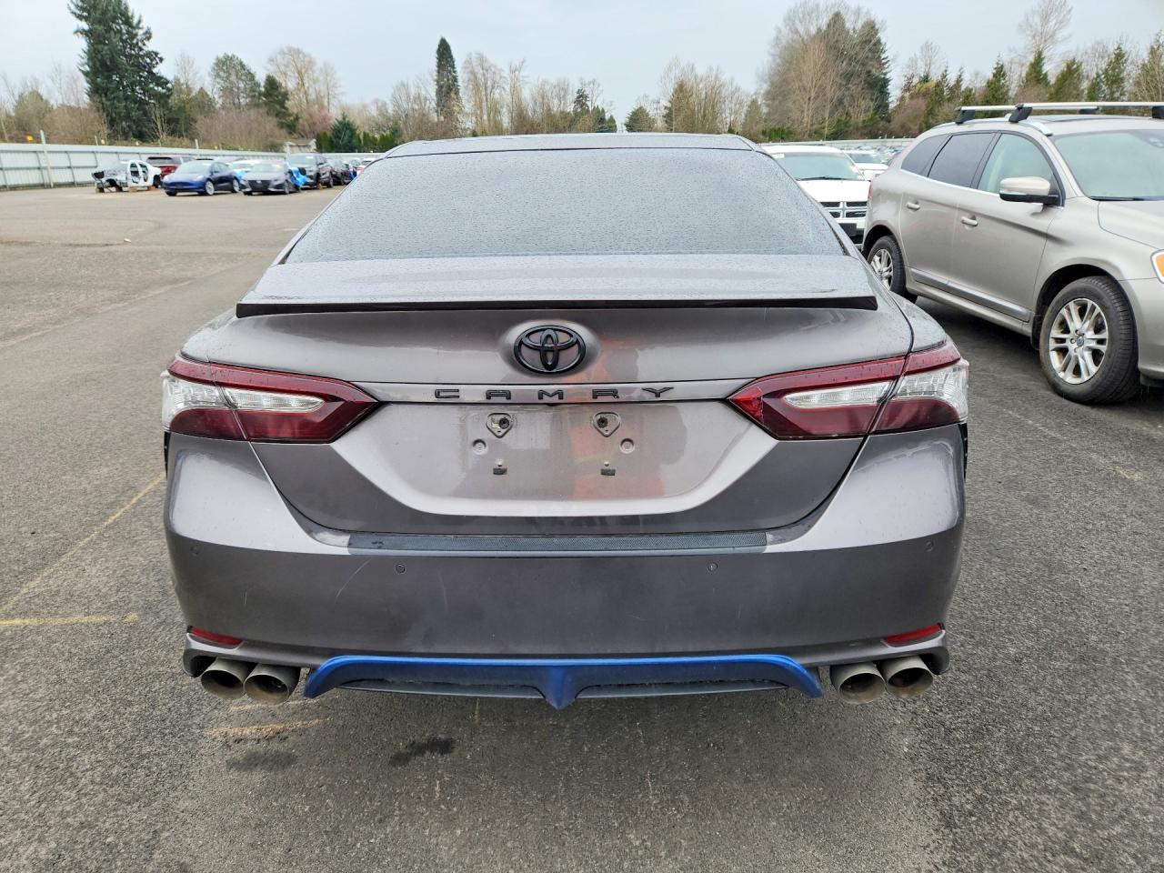 2018 TOYOTA CAMRY XSE photo 11